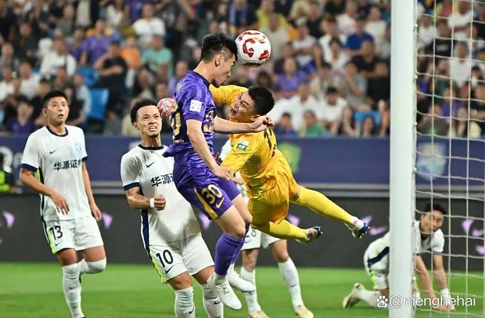 关于赛地聚焦:中超今晚热度飙升,法兰克福远射贴柱,更衣室稳定,团队化学反应显著的信息 关于赛地聚焦:中超今晚热度飙升,法兰克福远射贴柱,更衣室稳定,团队化学反应显著的信息