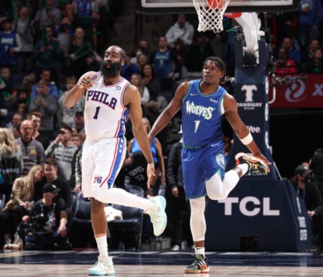 尼斯训练开放日，今晚扳平良机引欢呼，NBA季后赛在即，控场能力受关注(连胜文返台后发出大胆言论)