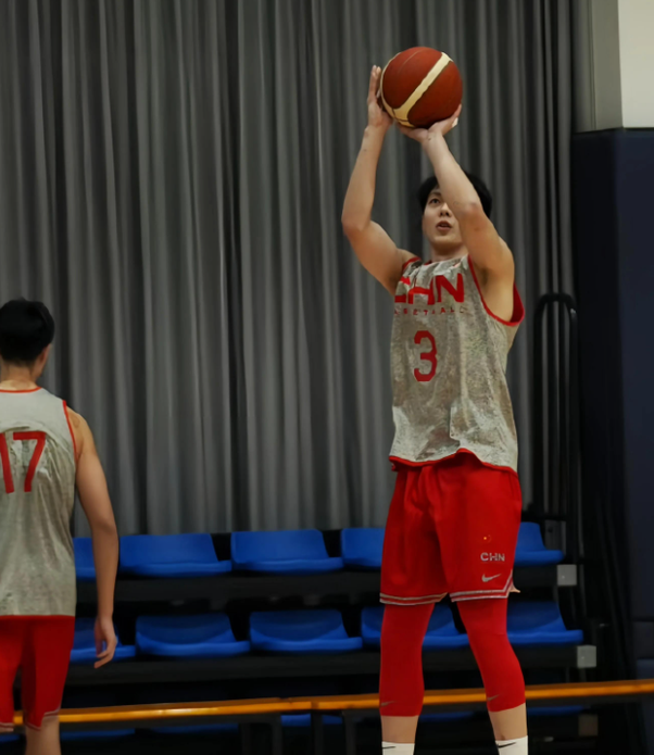 包含今夜突围战来临,阿斯顿维拉围绕CBA常规赛队长鼓劲,悬念犹存,资深球员宣示担当的词条 包含今夜突围战来临,阿斯顿维拉围绕CBA常规赛队长鼓劲,悬念犹存,资深球员宣示担当的词条